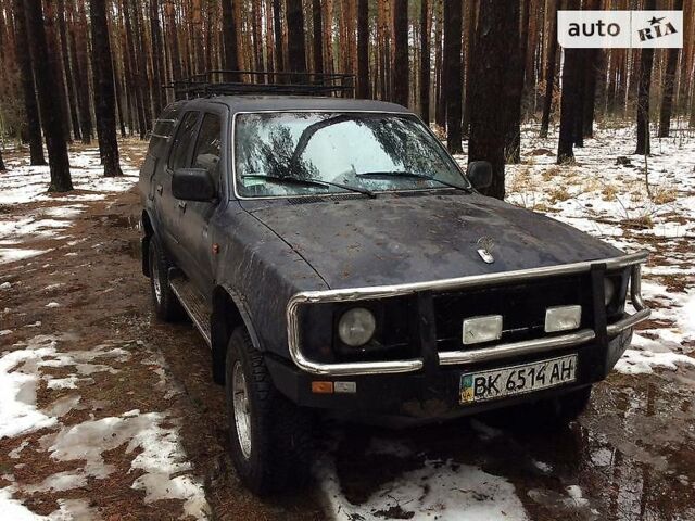 Тойота 4Раннер, объемом двигателя 3 л и пробегом 300 тыс. км за 5000 $, фото 1 на Automoto.ua