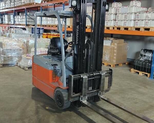 Красный Тойота 7FB15, объемом двигателя 0 л и пробегом 0 тыс. км за 6490 $, фото 1 на Automoto.ua