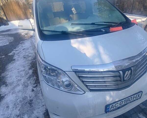 Білий Тойота Алфард, об'ємом двигуна 2.36 л та пробігом 141 тис. км за 9800 $, фото 1 на Automoto.ua