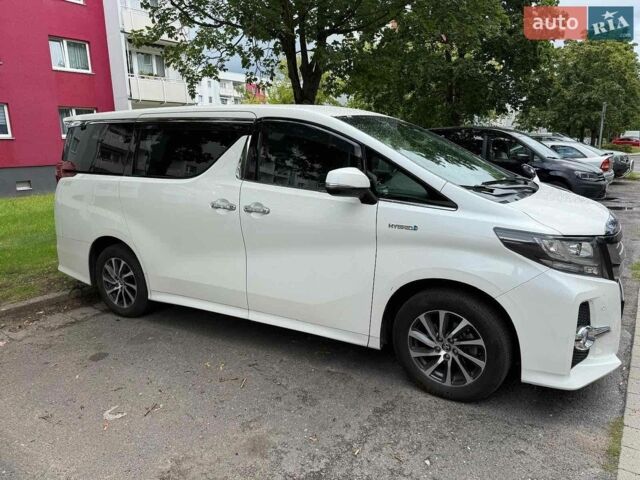 Білий Тойота Алфард, об'ємом двигуна 2.49 л та пробігом 118 тис. км за 33000 $, фото 1 на Automoto.ua