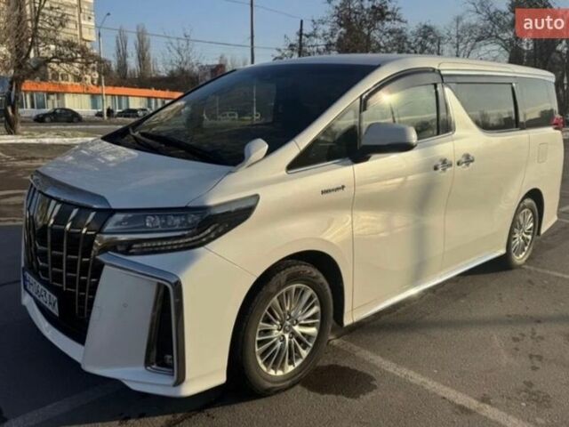 Белый Тойота Алфард, объемом двигателя 2.49 л и пробегом 60 тыс. км за 44500 $, фото 1 на Automoto.ua