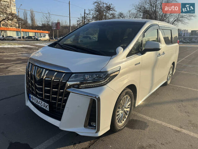 Білий Тойота Алфард, об'ємом двигуна 2.5 л та пробігом 60 тис. км за 44900 $, фото 1 на Automoto.ua