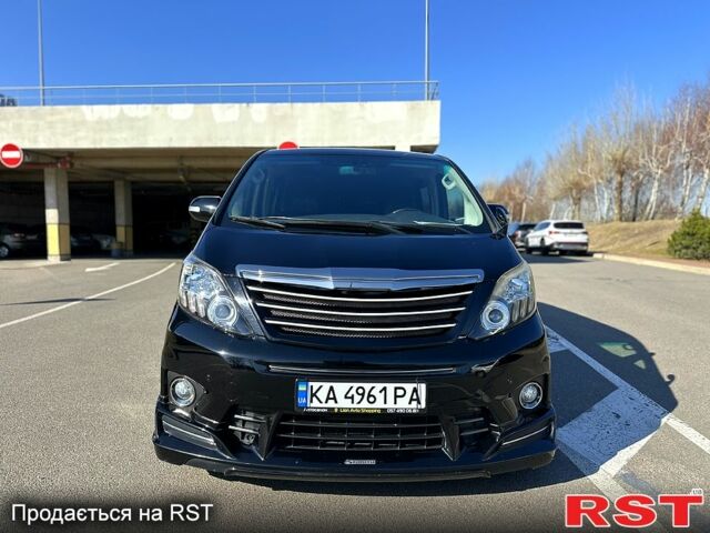 Черный Тойота Алфард, объемом двигателя 24 л и пробегом 83 тыс. км за 20000 $, фото 1 на Automoto.ua