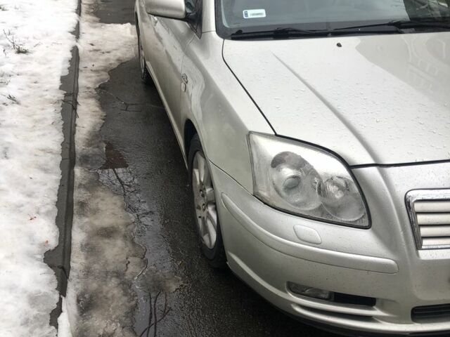 Серый Тойота Алфард, объемом двигателя 2.2 л и пробегом 302 тыс. км за 5000 $, фото 1 на Automoto.ua