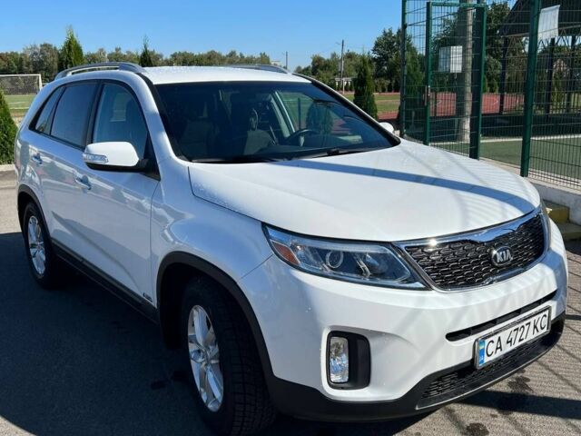 Білий Тойота Ауріс, об'ємом двигуна 1.36 л та пробігом 294 тис. км за 8990 $, фото 1 на Automoto.ua