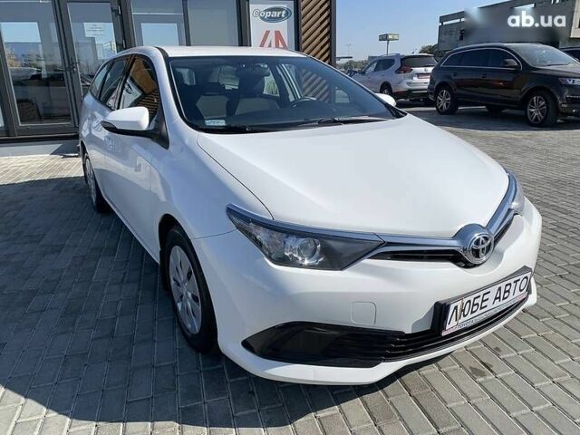 Тойота Ауріс, об'ємом двигуна 1.4 л та пробігом 196 тис. км за 11800 $, фото 1 на Automoto.ua