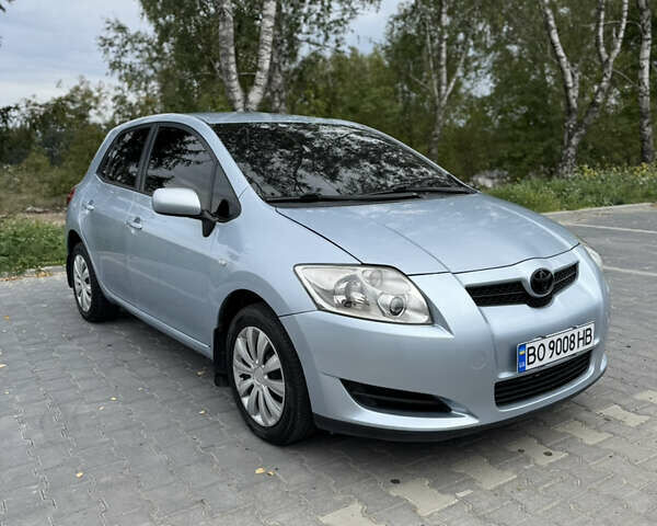 Тойота Аурис, объемом двигателя 1.6 л и пробегом 147 тыс. км за 5999 $, фото 1 на Automoto.ua