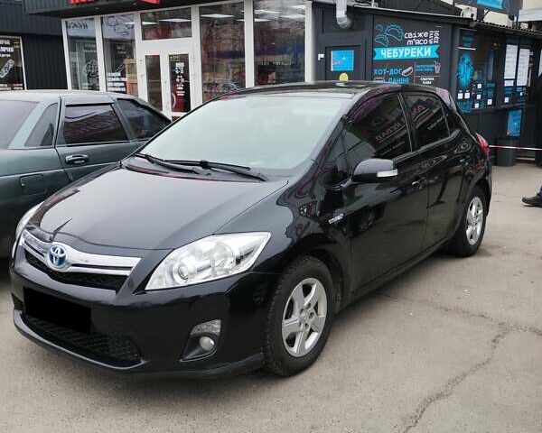 Тойота Аурис, объемом двигателя 1.8 л и пробегом 151 тыс. км за 11700 $, фото 1 на Automoto.ua