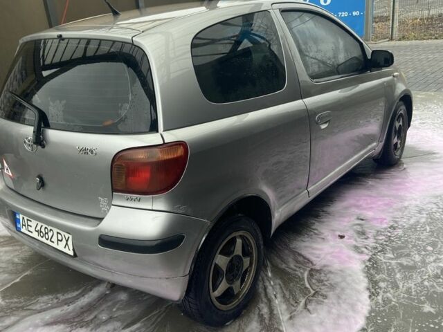 Серый Тойота Аурис, объемом двигателя 1 л и пробегом 1 тыс. км за 3000 $, фото 1 на Automoto.ua