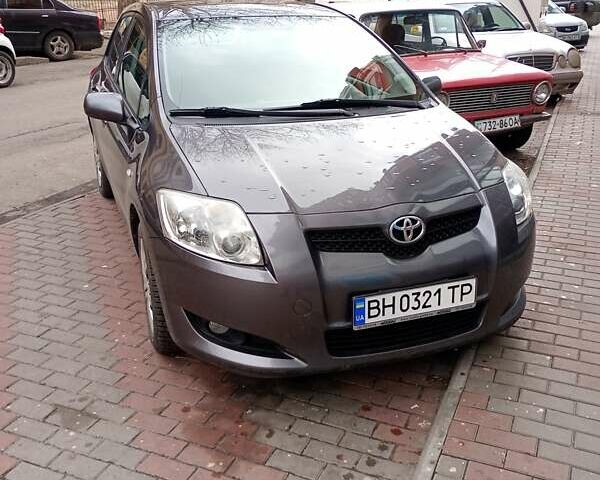 Серый Тойота Аурис, объемом двигателя 1.6 л и пробегом 199 тыс. км за 6200 $, фото 1 на Automoto.ua