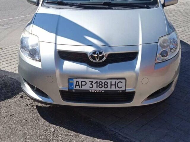 Серый Тойота Аурис, объемом двигателя 2 л и пробегом 145 тыс. км за 6500 $, фото 1 на Automoto.ua