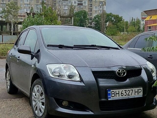 Серый Тойота Аурис, объемом двигателя 1.6 л и пробегом 193 тыс. км за 5600 $, фото 1 на Automoto.ua