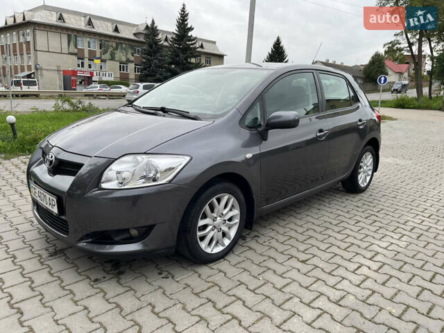 Серый Тойота Аурис, объемом двигателя 1.6 л и пробегом 179 тыс. км за 4800 $, фото 1 на Automoto.ua