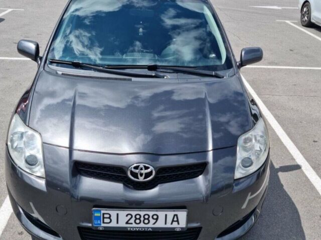 Сірий Тойота Ауріс, об'ємом двигуна 1.6 л та пробігом 225 тис. км за 7500 $, фото 1 на Automoto.ua