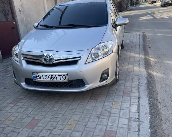 Сірий Тойота Ауріс, об'ємом двигуна 1.8 л та пробігом 276 тис. км за 7500 $, фото 1 на Automoto.ua