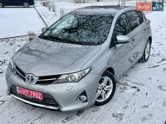 Серый Тойота Аурис, объемом двигателя 1.8 л и пробегом 234 тыс. км за 14450 $, фото 1 на Automoto.ua