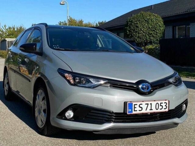 Серый Тойота Аурис, объемом двигателя 1.8 л и пробегом 1 тыс. км за 4919 $, фото 1 на Automoto.ua