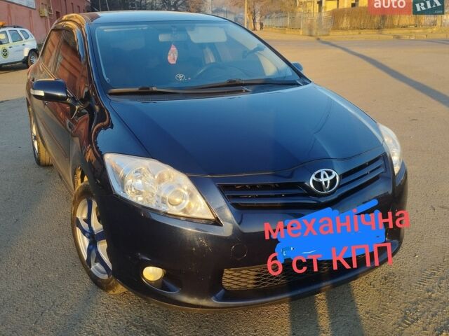 Синий Тойота Аурис, объемом двигателя 1.6 л и пробегом 160 тыс. км за 6200 $, фото 1 на Automoto.ua