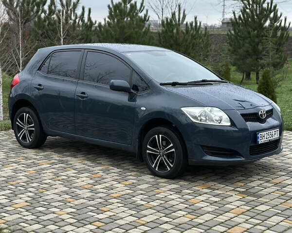 Синій Тойота Ауріс, об'ємом двигуна 1.6 л та пробігом 171 тис. км за 6990 $, фото 1 на Automoto.ua