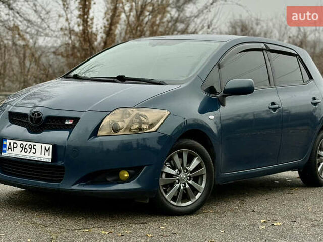 Синий Тойота Аурис, объемом двигателя 2 л и пробегом 180 тыс. км за 6950 $, фото 1 на Automoto.ua