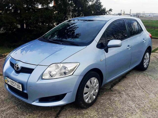 Синий Тойота Аурис, объемом двигателя 1.6 л и пробегом 59 тыс. км за 5800 $, фото 1 на Automoto.ua