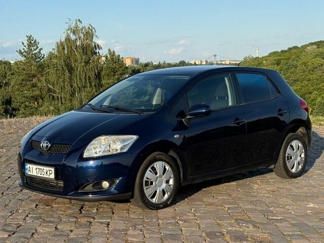 Синій Тойота Ауріс, об'ємом двигуна 1.6 л та пробігом 119 тис. км за 5800 $, фото 1 на Automoto.ua