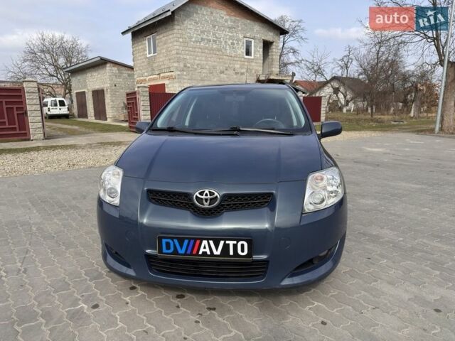 Синий Тойота Аурис, объемом двигателя 0 л и пробегом 253 тыс. км за 6150 $, фото 1 на Automoto.ua