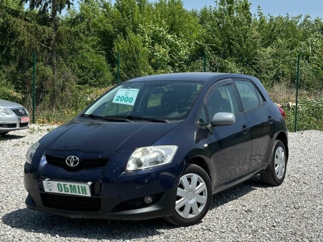 Синій Тойота Ауріс, об'ємом двигуна 1.6 л та пробігом 259 тис. км за 6500 $, фото 1 на Automoto.ua
