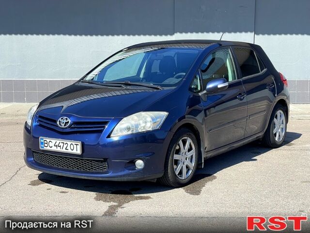 Синій Тойота Ауріс, об'ємом двигуна 1.3 л та пробігом 157 тис. км за 6499 $, фото 1 на Automoto.ua