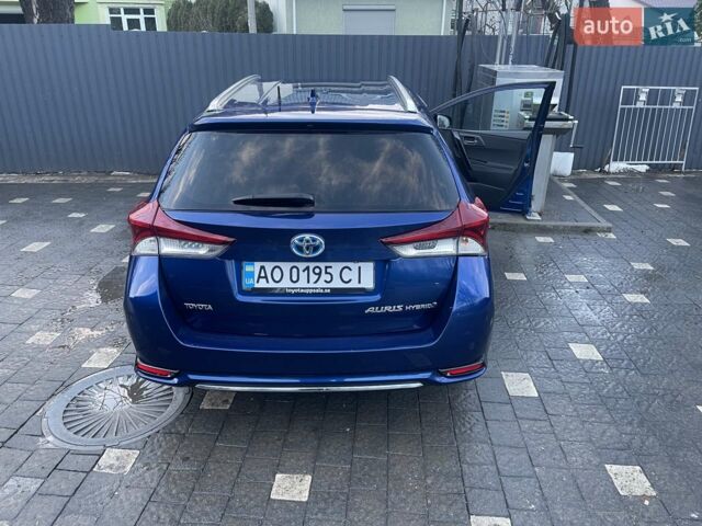 Синій Тойота Ауріс, об'ємом двигуна 1.8 л та пробігом 156 тис. км за 13000 $, фото 1 на Automoto.ua