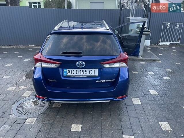 Синий Тойота Аурис, объемом двигателя 1.8 л и пробегом 156 тыс. км за 13000 $, фото 1 на Automoto.ua