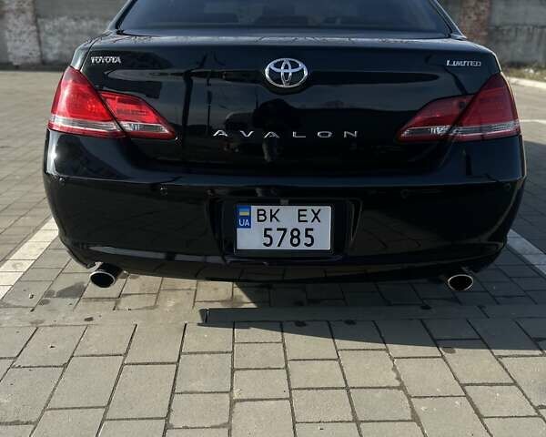 Черный Тойота Авалон, объемом двигателя 3.46 л и пробегом 344 тыс. км за 8200 $, фото 1 на Automoto.ua
