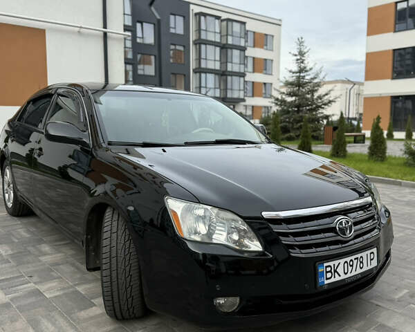 Чорний Тойота Авалон, об'ємом двигуна 3.46 л та пробігом 280 тис. км за 8300 $, фото 1 на Automoto.ua