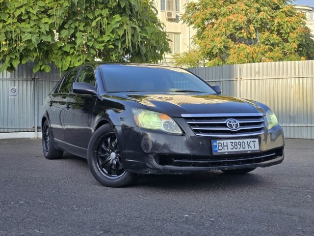 Черный Тойота Авалон, объемом двигателя 3.5 л и пробегом 300 тыс. км за 5500 $, фото 1 на Automoto.ua