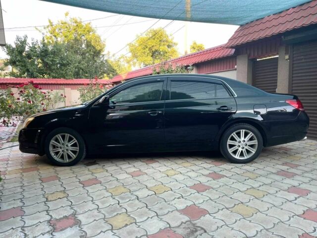 Черный Тойота Авалон, объемом двигателя 3.5 л и пробегом 191 тыс. км за 7500 $, фото 1 на Automoto.ua