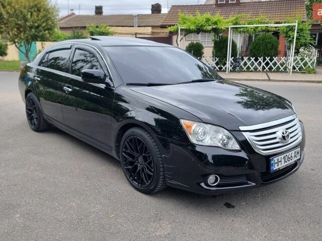 Черный Тойота Авалон, объемом двигателя 3.5 л и пробегом 202 тыс. км за 10500 $, фото 1 на Automoto.ua