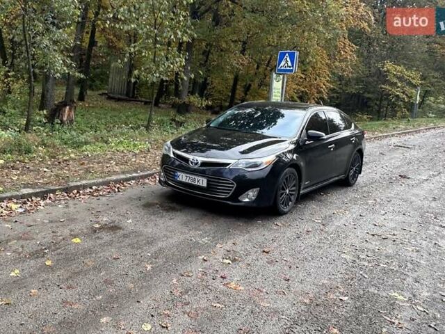 Черный Тойота Авалон, объемом двигателя 2.5 л и пробегом 196 тыс. км за 15800 $, фото 1 на Automoto.ua