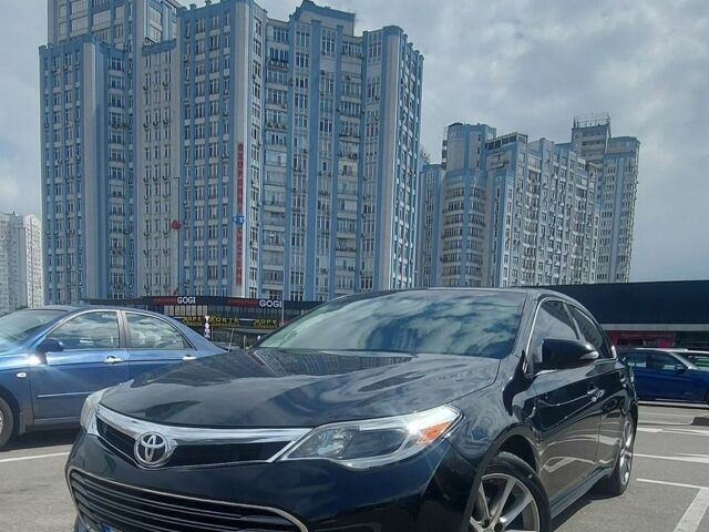 Черный Тойота Авалон, объемом двигателя 3.5 л и пробегом 219 тыс. км за 16800 $, фото 1 на Automoto.ua