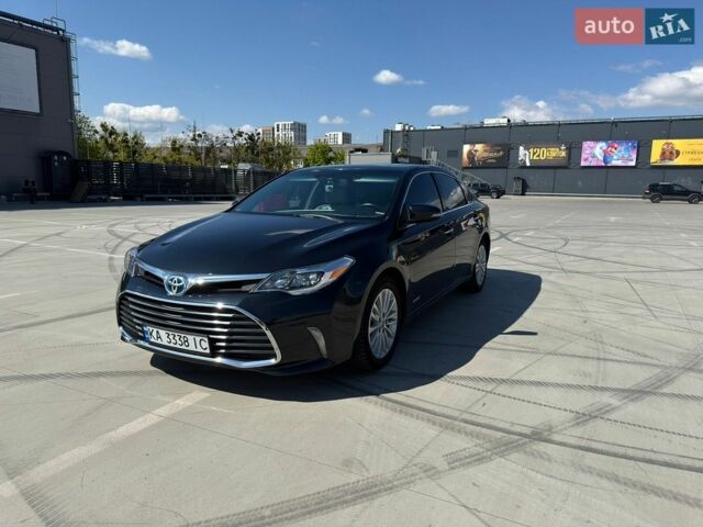 Черный Тойота Авалон, объемом двигателя 2.49 л и пробегом 305 тыс. км за 14800 $, фото 1 на Automoto.ua