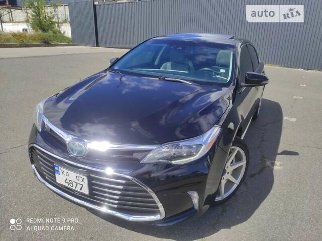 Черный Тойота Авалон, объемом двигателя 2.5 л и пробегом 216 тыс. км за 23000 $, фото 1 на Automoto.ua
