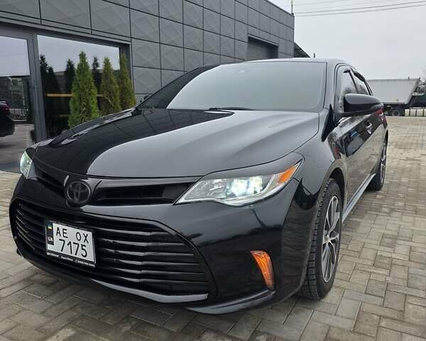Черный Тойота Авалон, объемом двигателя 3.46 л и пробегом 155 тыс. км за 20400 $, фото 1 на Automoto.ua