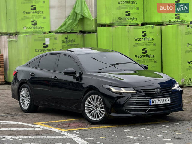Чорний Тойота Авалон, об'ємом двигуна 3.5 л та пробігом 120 тис. км за 26500 $, фото 1 на Automoto.ua