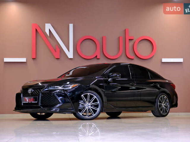 Тойота Авалон 2019 у Одесі на Automoto.ua Чорний Тойота Авалон, об'ємом двигуна 3.5 л та пробігом 52 тис. км за 29900 $, фото 1 на Automoto.ua