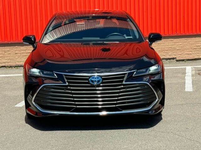 Черный Тойота Авалон, объемом двигателя 2.5 л и пробегом 40 тыс. км за 35999 $, фото 1 на Automoto.ua