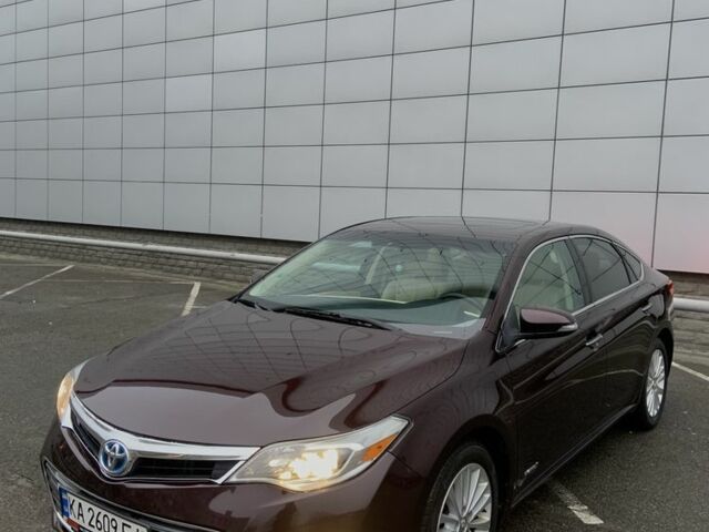 Красный Тойота Авалон, объемом двигателя 2.5 л и пробегом 238 тыс. км за 13900 $, фото 1 на Automoto.ua