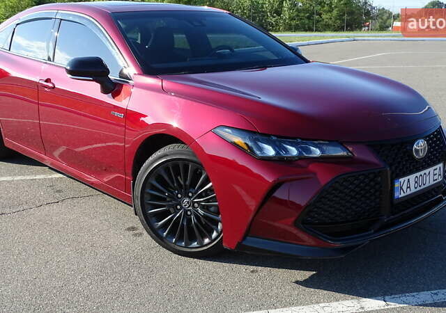 Красный Тойота Авалон, объемом двигателя 2.5 л и пробегом 52 тыс. км за 32900 $, фото 1 на Automoto.ua