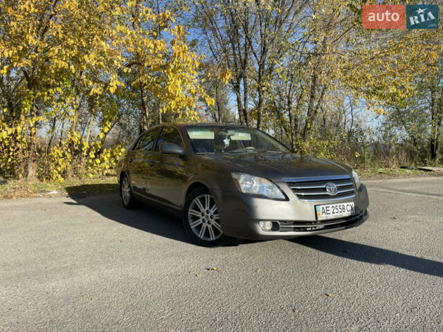 Тойота Авалон, объемом двигателя 3.5 л и пробегом 325 тыс. км за 9500 $, фото 1 на Automoto.ua