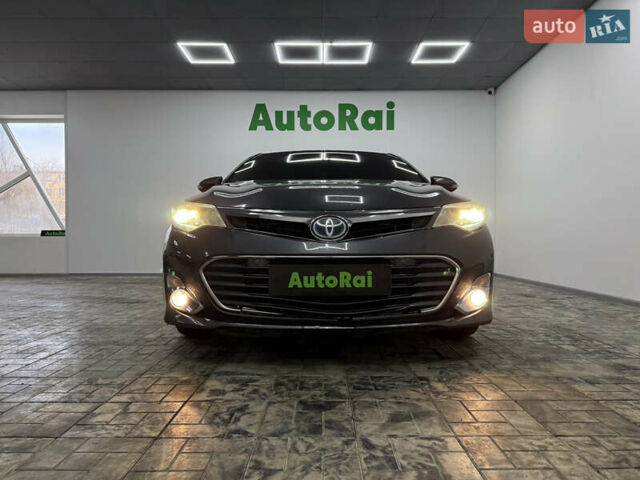 Сірий Тойота Авалон, об'ємом двигуна 2.49 л та пробігом 290 тис. км за 13999 $, фото 1 на Automoto.ua