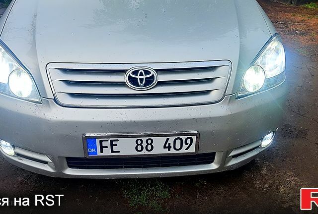 Тойота Авенсис Версо, объемом двигателя 2 л и пробегом 0 тыс. км за 3550 $, фото 1 на Automoto.ua