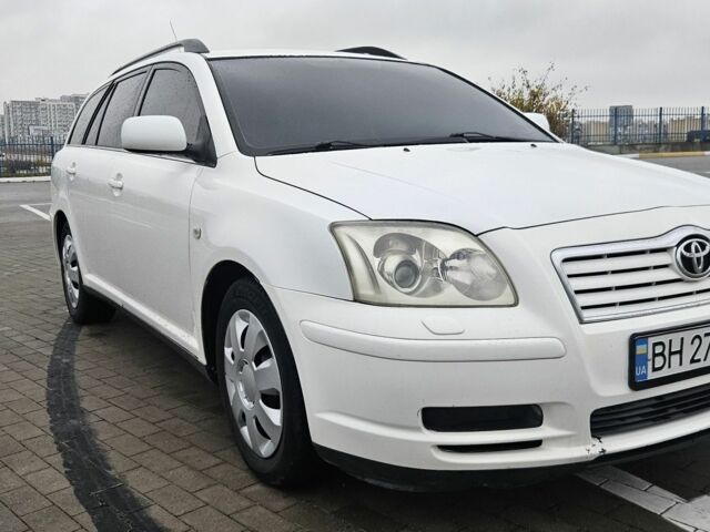 Белый Тойота Авенсис, объемом двигателя 1.8 л и пробегом 255 тыс. км за 5000 $, фото 1 на Automoto.ua